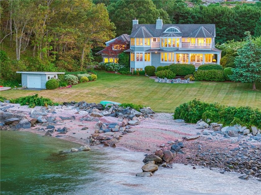 Perched on a private 2-acre waterfront lot in sought-after Plum - photo 49