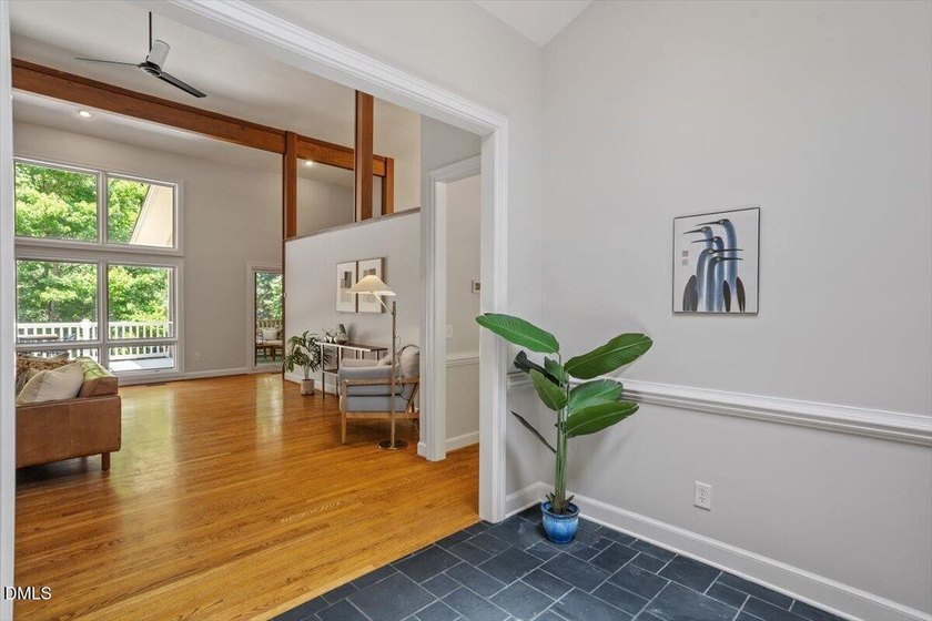 Sprawling, light-filled ranch with a full walk-out basement in - photo 5
