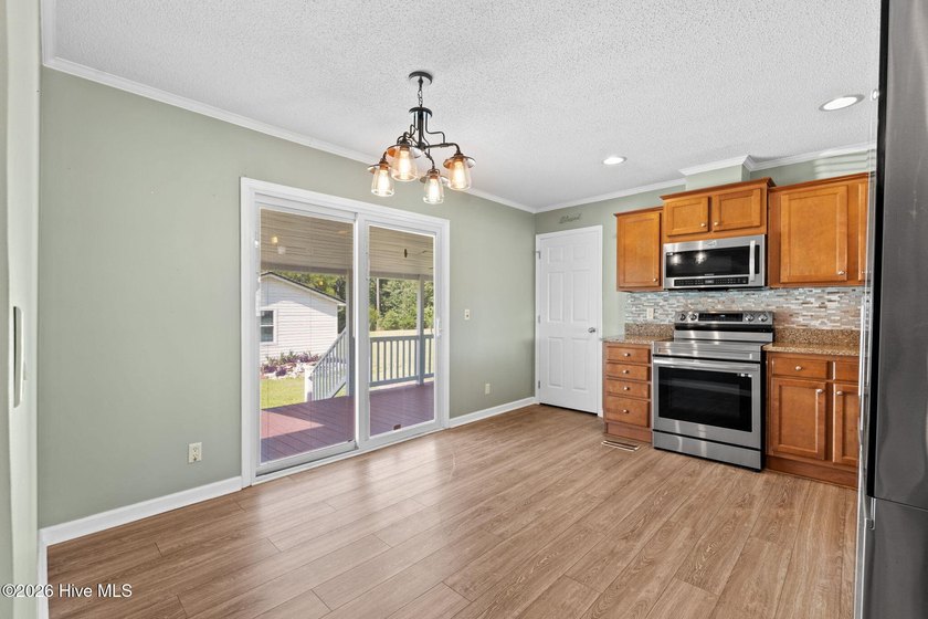 Enjoy the freedom of country living with this 3 bedroom, 2 bath - photo 12