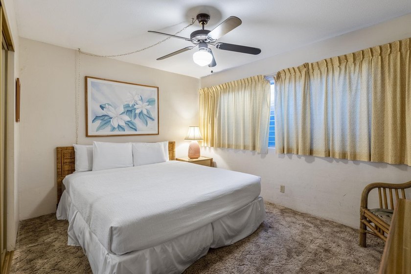 Across from Kamaole II Beach Park, in the heart of South Kihei - photo 14