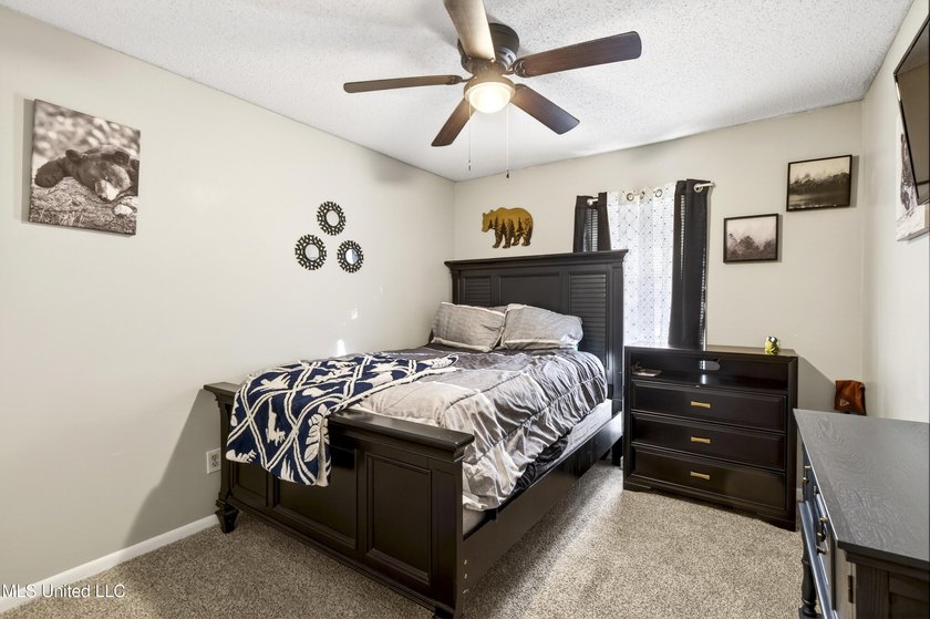 This spacious 3-bedroom, 2-bath home offers a rare opportunity - photo 15