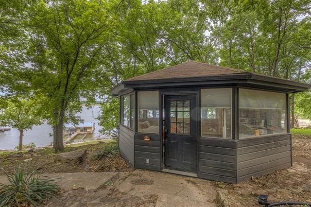Experience the ultimate lakefront retreat on beautiful Fort - photo 16