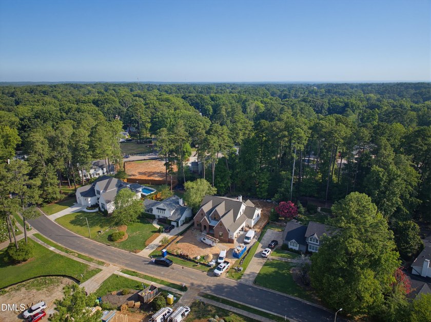 Crafted by Wagoner Homes, this extraordinary 5,032-square-foot - photo 40