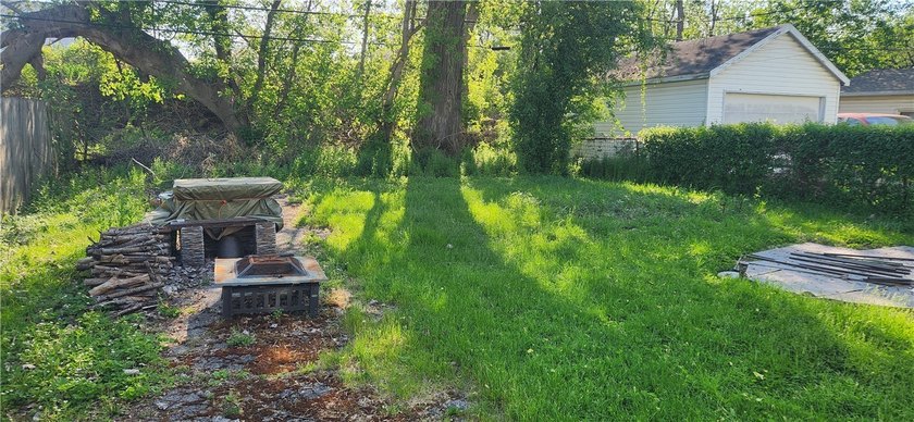 ?? Charming Colonial in a Pride-of-Ownership Neighborhood! - photo 17