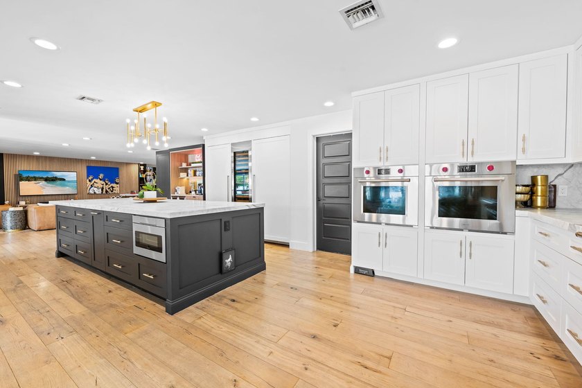 Stunning waterfront estate in prestigious Coral Ridge Country - photo 19