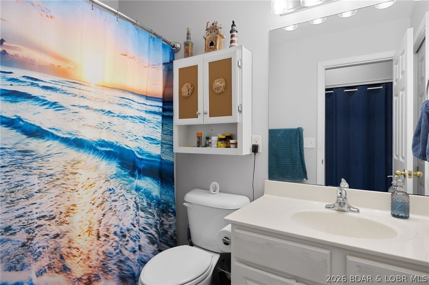 MOTIVATED SELLERS!!! Experience lakefront living at its finest - photo 20