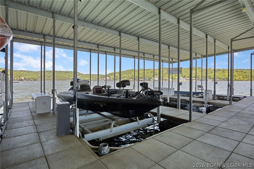 MOTIVATED SELLERS!!! Experience lakefront living at its finest - photo 28