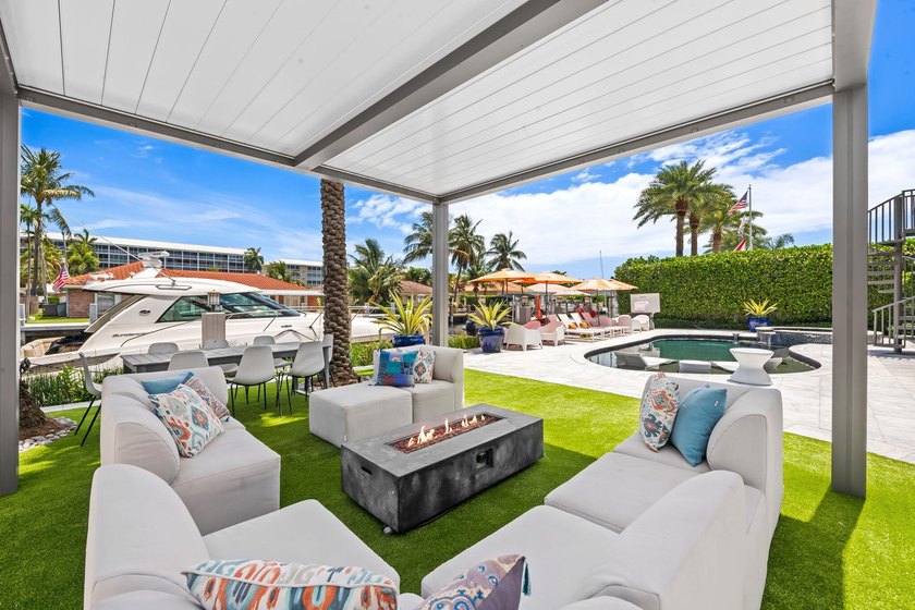 Stunning waterfront estate in prestigious Coral Ridge Country - photo 40
