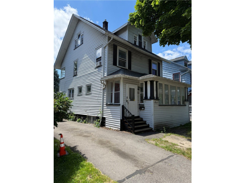 Opportunity awaits at 73 Parkdale Terrace! This Rochester - photo 13