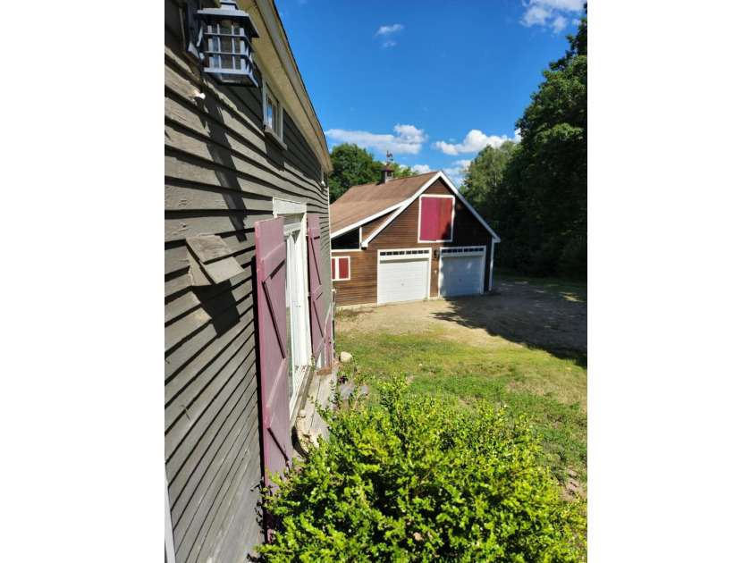 Charming Circa-1798 Farmhouse on 5 Picturesque Acres Step back - photo 5
