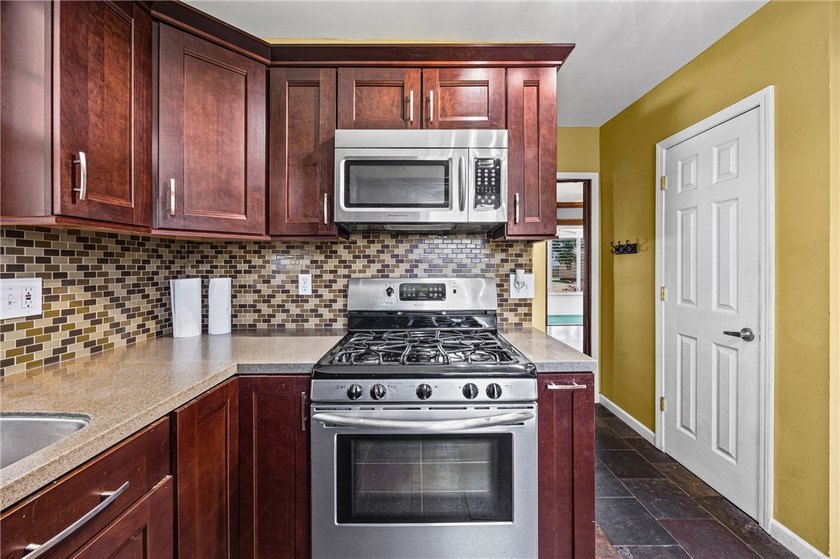 WELCOME to 24 Martinot Ave, where CLASSIC CHARM &amp; CHARACTER meet - photo 19