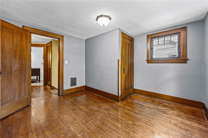 WELCOME to 24 Martinot Ave, where CLASSIC CHARM &amp; CHARACTER meet - photo 29