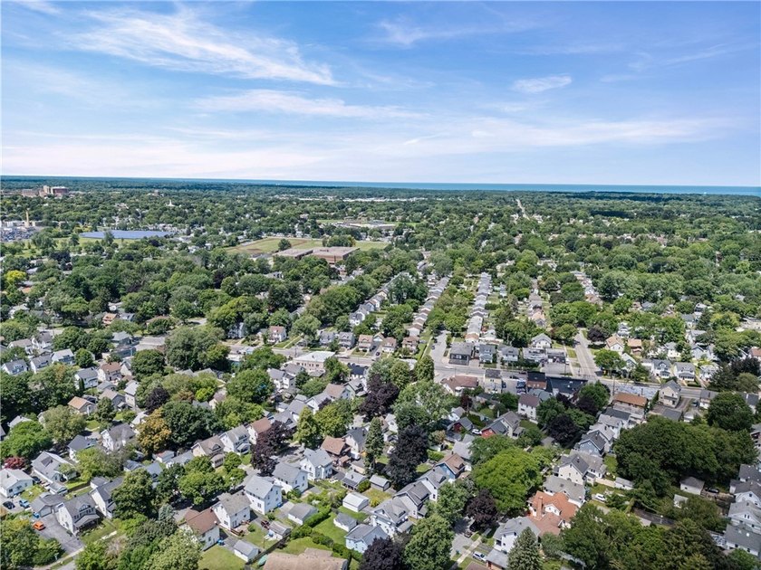 WELCOME to 24 Martinot Ave, where CLASSIC CHARM &amp; CHARACTER meet - photo 43