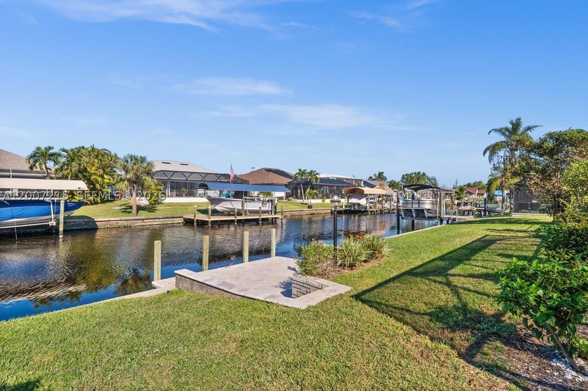 Experience Southwest Florida waterfront living in this - photo 25