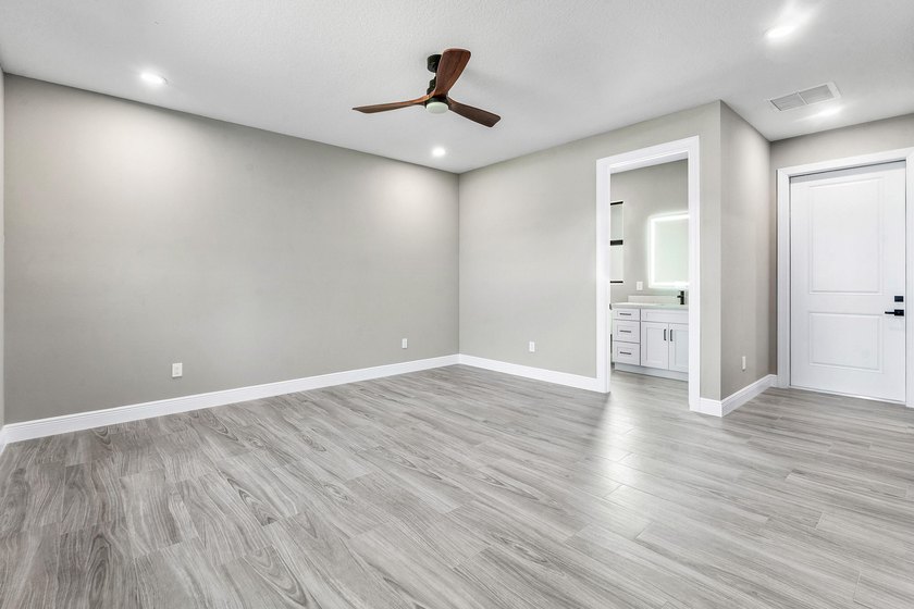 Exceptional new construction in Jupiter Farms with high-end - photo 27