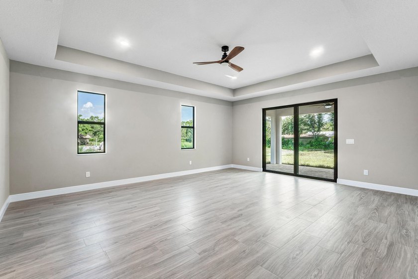 Exceptional new construction in Jupiter Farms with high-end - photo 31