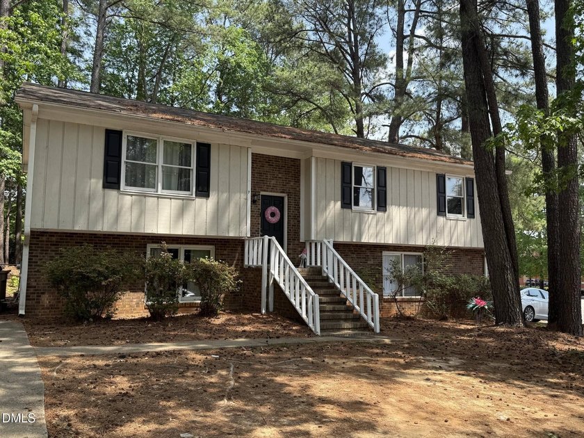 Investors, take note! Fully Rented Turnkey Duplex on Corner Lot - photo 2