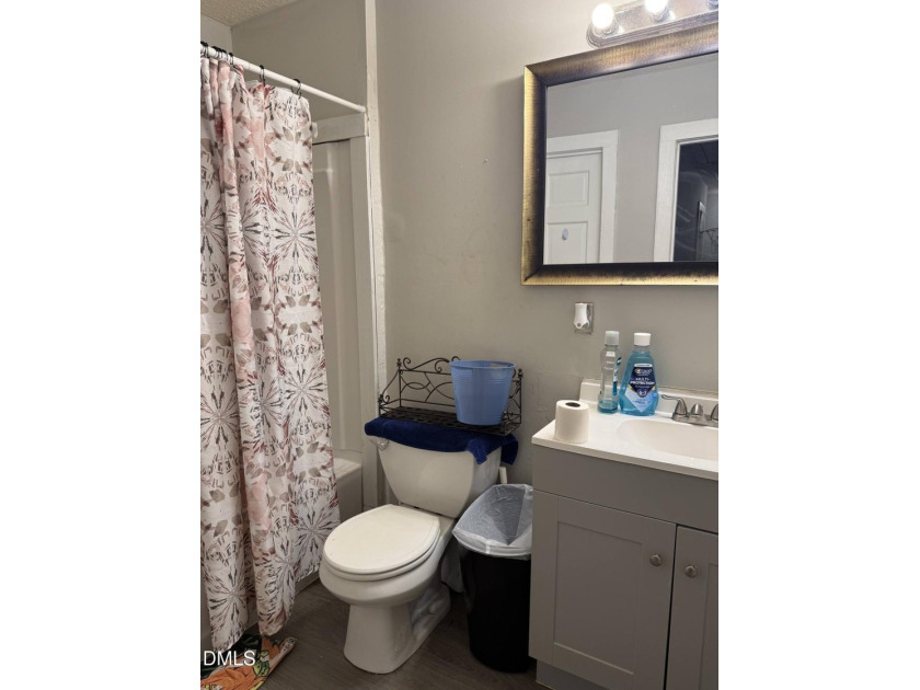Investors, take note! Fully Rented Turnkey Duplex on Corner Lot - photo 9