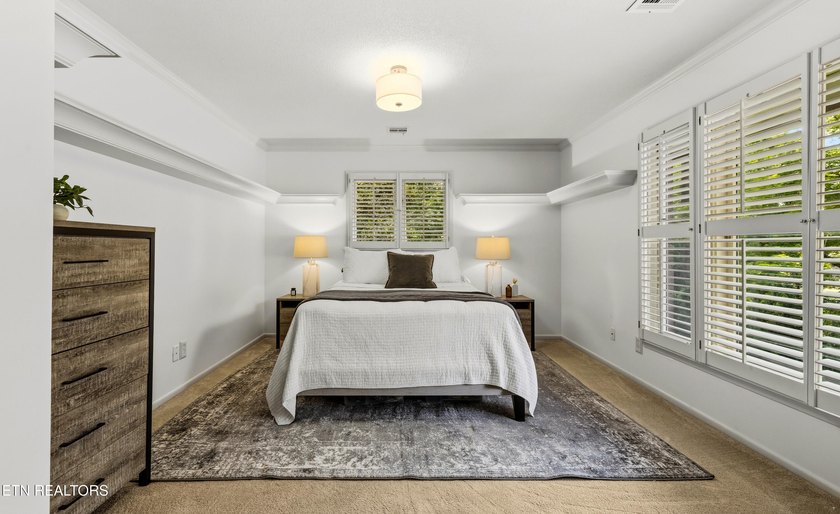 A Riverbend gem! This relaxed and inviting home sits on two lots - photo 33
