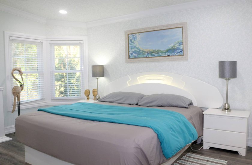 Stunning Key West-Inspired Gem in Sarasota's Premier 55+ Resort - photo 35