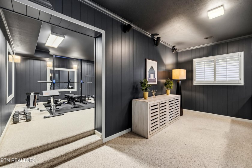 A Riverbend gem! This relaxed and inviting home sits on two lots - photo 37
