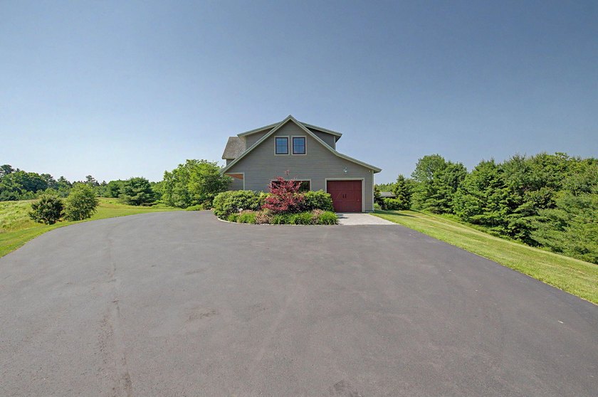 Welcome to Red Sky Sanctuary. Escape to your own private - photo 8