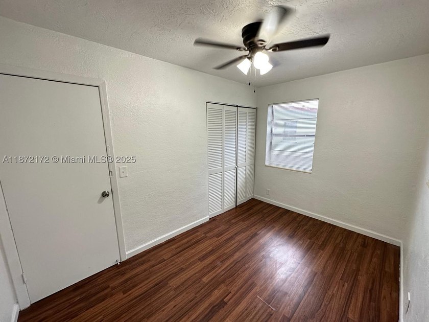 Location, location, location! Spectacular opportunity to own - photo 3