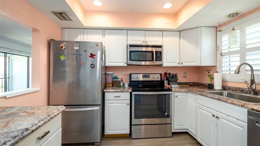 Priced to sell at $179,000. Exceptional value in Villa Nova - photo 3