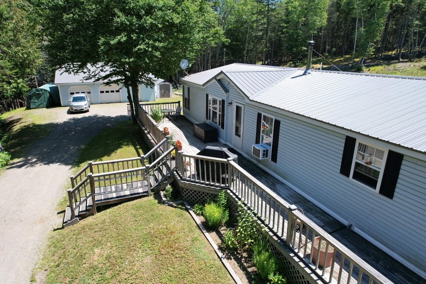 Enjoy the ease of one-floor living in this well-maintained 1990 - photo 6