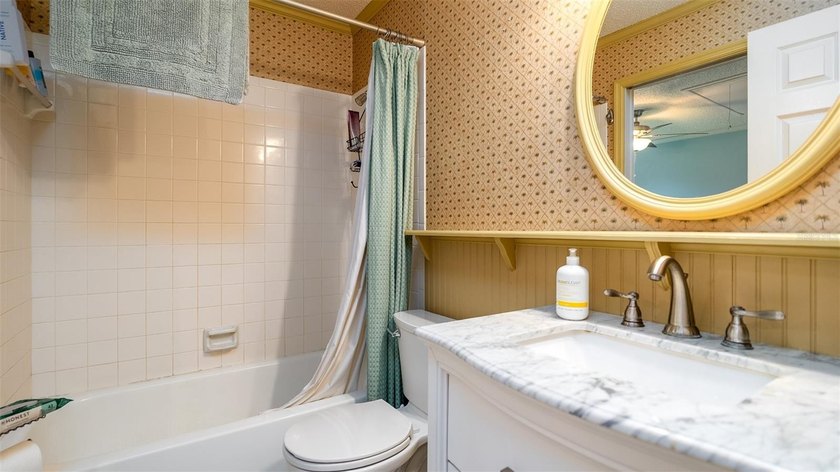 Priced to sell at $179,000. Exceptional value in Villa Nova - photo 10
