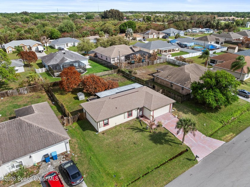 BACK ON MARKET! NEW A/C, WATER HEATER! NEW ELECTRICAL PANEL! - photo 7
