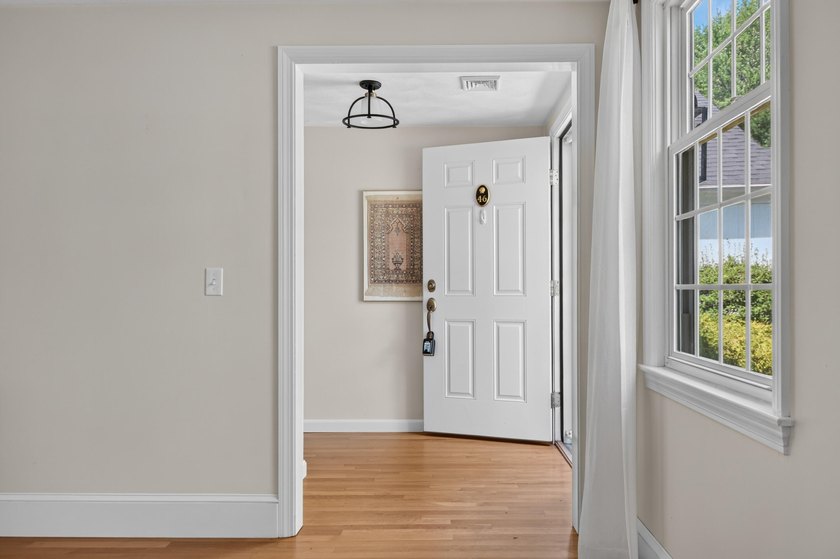 Welcome to 46 Colonial Village, a beautifully maintained 2BR - photo 3
