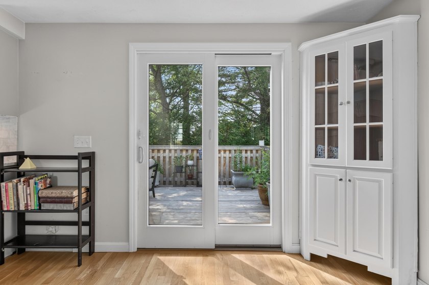 Welcome to 46 Colonial Village, a beautifully maintained 2BR - photo 6