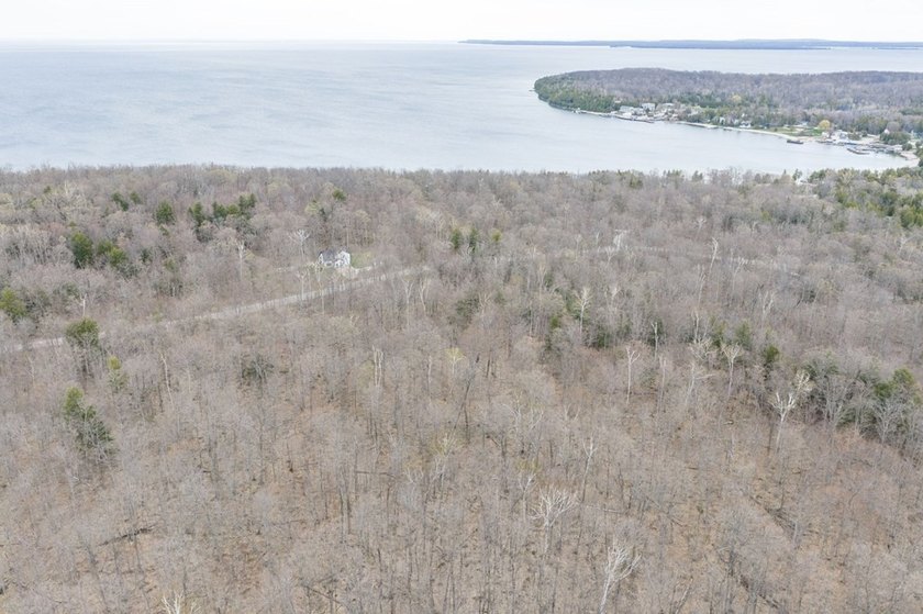 Beautifully wooded lot within a short distance to Waterview - photo 12