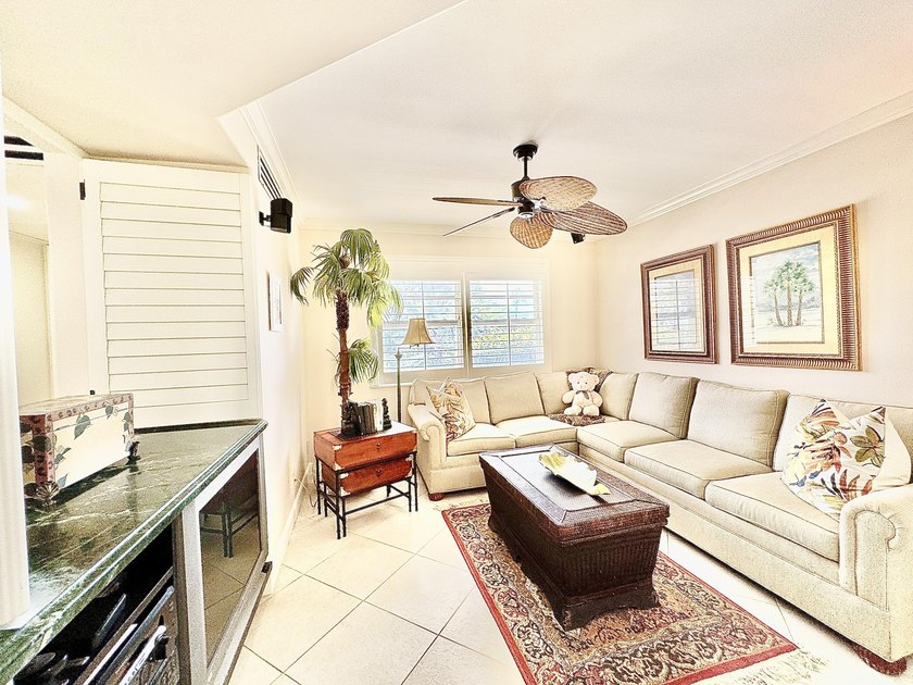 Rarely available, spacious split 2br, 2ba corner in San Remo - photo 12