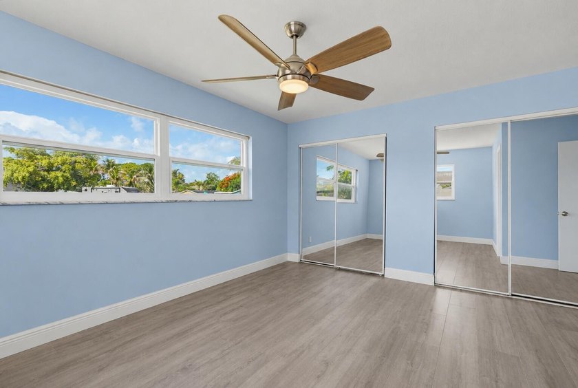 Welcome home to this charming three bedroom, two bathroom single - photo 17