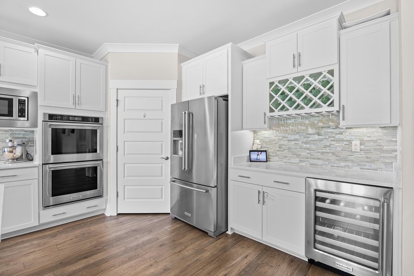 Spacious 3-bed, 3-bath home on one of the largest lots in gated - photo 19