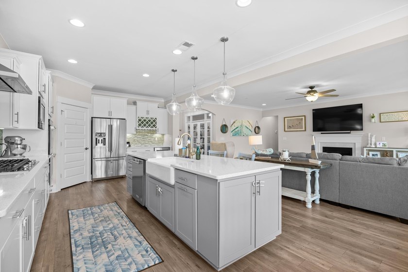 Spacious 3-bed, 3-bath home on one of the largest lots in gated - photo 22