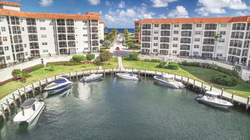 Rarely available, spacious split 2br, 2ba corner in San Remo - photo 49