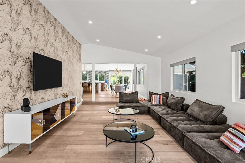 12361 Wembley Rd - photo 13