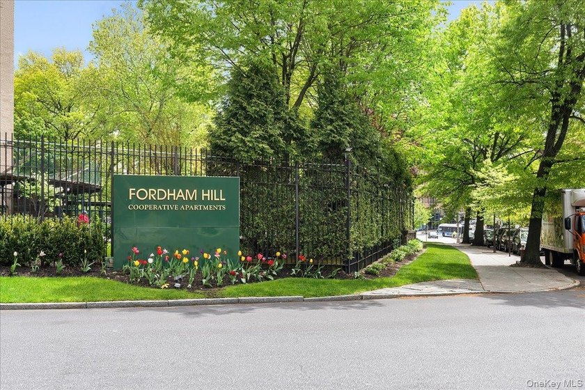 A Hidden Gem in Fordham Hill Oval - Spacious 2BR with Stunning - photo 16