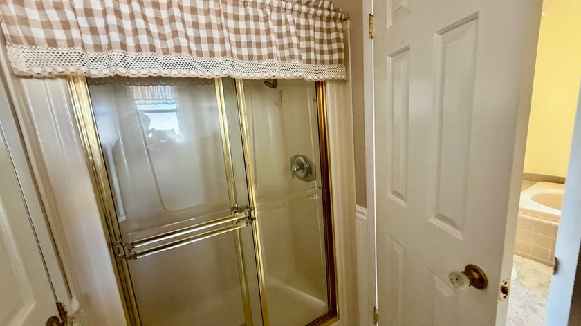 WELCOME HOME Beautifully maintained and exceptionally cared for - photo 25