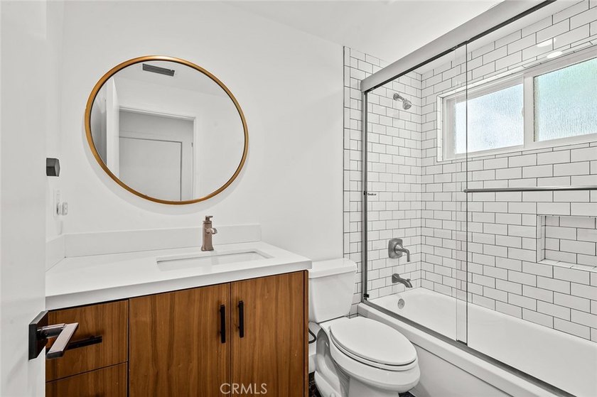 12361 Wembley Rd - photo 28