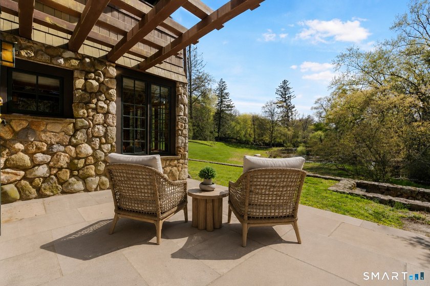 Introducing The Winslow Manor, one of Westport's most - photo 8