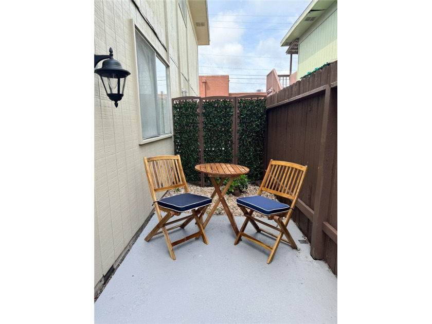 Move-in ready 2-bedroom, 1.5-bath condo in Corpus Christi - photo 20