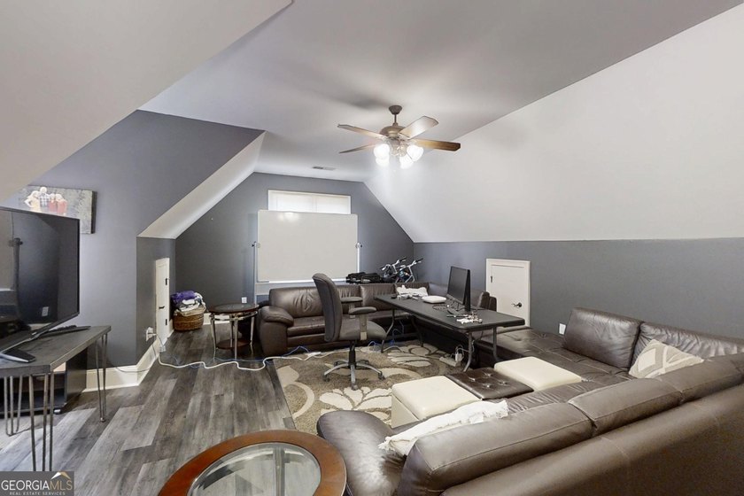Custom luxury meets ultimate tech in unparalleled craftsmanship! - photo 29