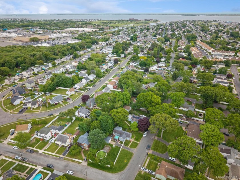 Welcome to this charming home nestled in the heart of - photo 30