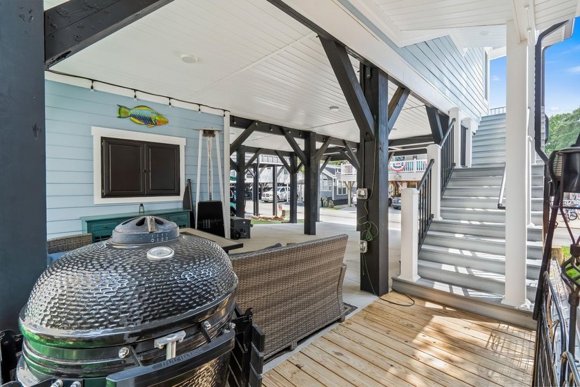 TURNKEY NEW LISTING IN OCEAN LAKES! IMMACULATE 5 BEDROOM/3 AND - photo 12