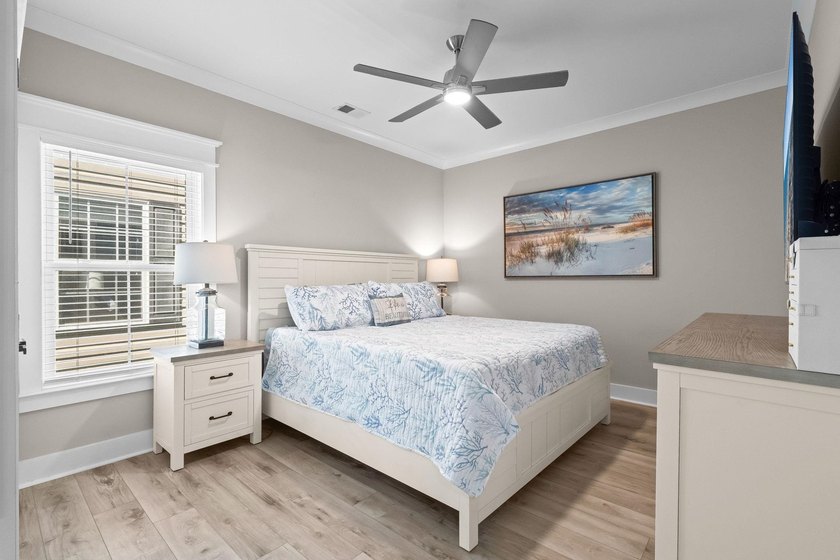 TURNKEY NEW LISTING IN OCEAN LAKES! IMMACULATE 5 BEDROOM/3 AND - photo 32