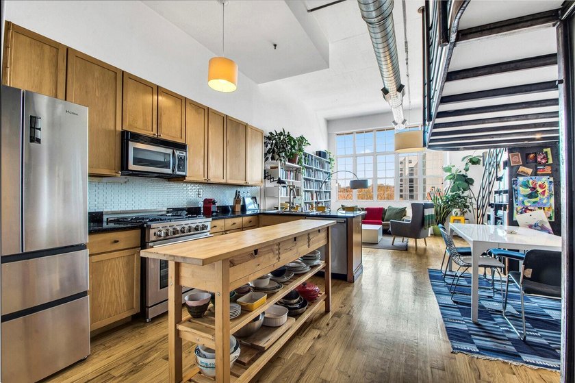 ARCHITECTURAL DUPLEX LOFT AT THE CHOCOLATE FACTORY A truly - photo 13
